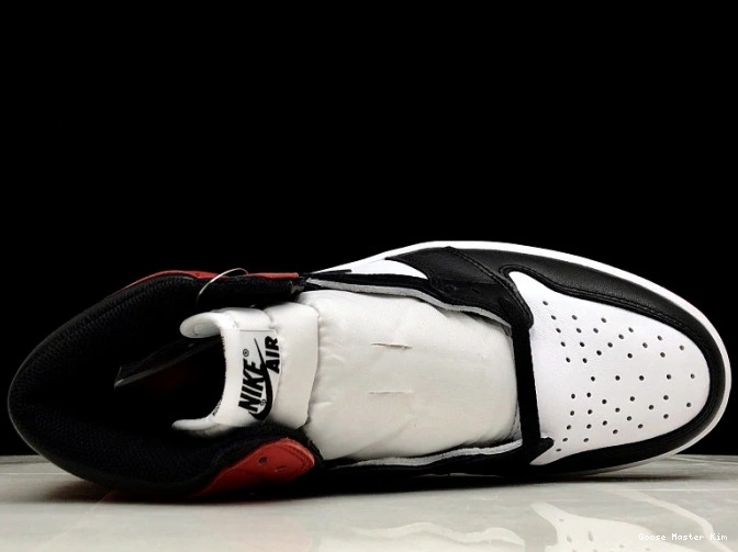 Black Air 1 Jordan Retro 555088-125 Toe 0610